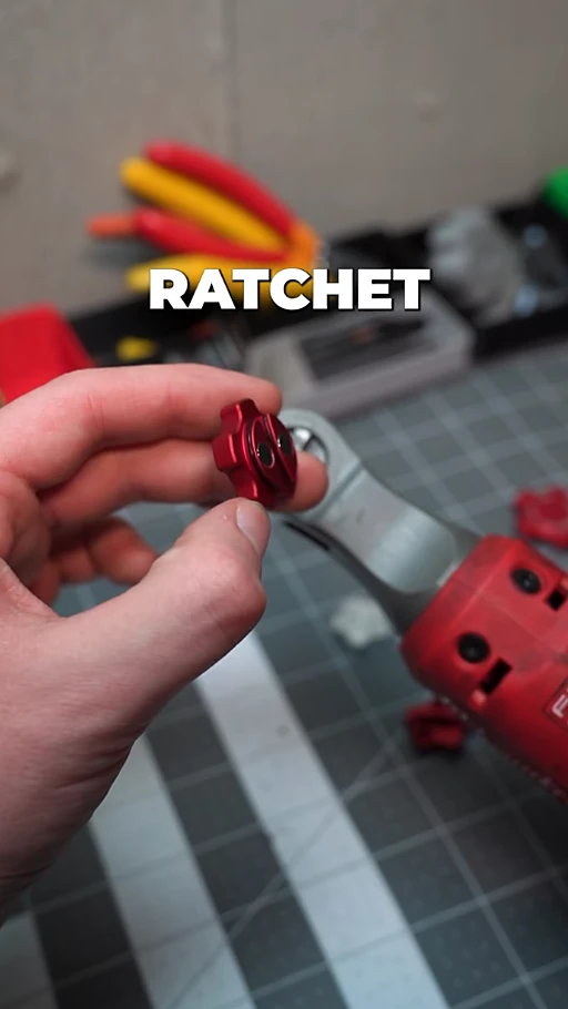 Ratchet Knob tool product video, hand holding the ratchet knob